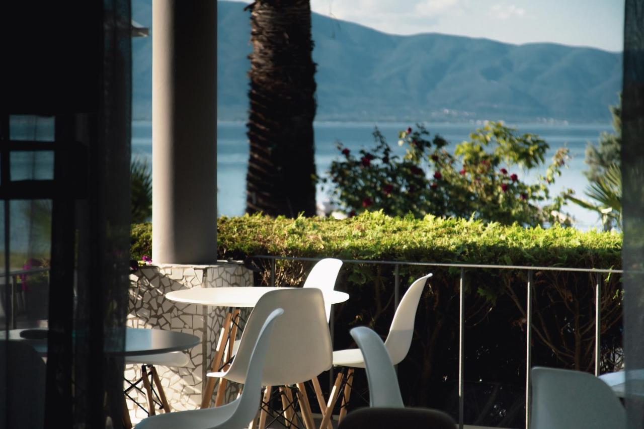 Calma Beach Hotel Stavros  Exteriör bild